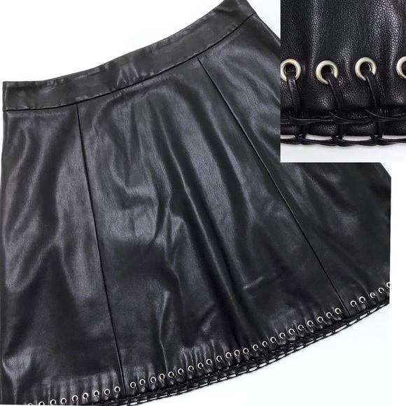 WORTHINGTON Faux Leather A-Line Black Skirt size 10 - Picture 1 of 7
